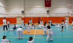 Tuzla’da Yaz Spor Okulları 3 bin kişiyi sporla buluşturdu