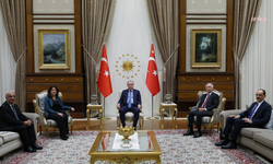 DEM Parti İmralı Heyeti, Cumhurbaşkanı Erdoğan ile Cumhurbaşkanlığı’nda görüştü: Görüşme bir saat sürdü