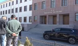 Deprem sonrası kura tepkisi: Zaviye Mahallesi sakinleri valilik önünde çözüm aradı