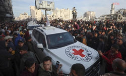 Hamas, 13 rehineyi daha serbest bıraktı: Toplam sayı 20’ye ulaştı