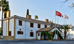 KKTC, cumhurbaşkanı seçimi için sandık başında