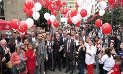 Ortahisar'da kutlamada Ekrem İmamoğlu'na özgürlük çağrısı