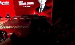 CHP Kurultayı Başladı: Özgür Özel’den İktidar Mesajı “100 Yıl Sonra Bu Ülkeyi Yine CHP Kurtarır”