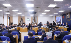 Komisyonda Tansiyon: DEM Partili Boz'un TSK Eleştirisine Sert Tepki