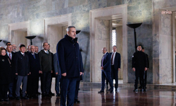 Bakan Fidan, 16. Büyükelçiler Konferansı öncesi Anıtkabir'i ziyaret etti