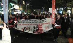 CHP Kadıköy Gençlik Kolları’ndan Asgari Ücret Protestosu: “Geçim Yoksa Seçim Var”