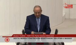 CHP’li Serkan Sarı bütçe görüşmelerinde pankart açtı: “Bu ülkede kriz var, vatandaş seçim bekliyor”