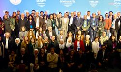 DEM Parti’nin Uluslararası Barış Konferansı İstanbul’da Sona Erdi: “Demirtaş’ın Serbest Kalması AİHM’in Zorunlu Hükmüdür