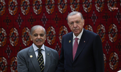 Erdoğan, Türkmenistan’da Pakistan Başbakanı Şahbaz Şerif ile Görüştü: “Enerji ve Ticarette Yeni Adımlar Yolda”