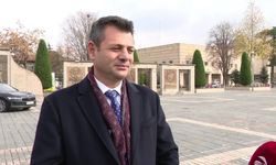 Kayseri’de CHP Mitingi Öncesi Afiş Krizi: “CHP’nin Bayrakları Bu Ülkeyi Kirletmez”