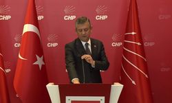 Özgür Özel’den DEM Parti Heyeti Görüşmesi Sonrası Mesaj: “Terörsüz ve Demokratik Türkiye’yi Birlikte İnşa Etmeliyiz"