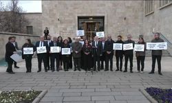 DEM Parti’den Halep tepkisi: “Bu bir insanlık suçudur, saldırılar derhal durdurulmalı”