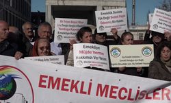 Malatya’da emekliler açlık sınırının altında kalan maaş artışlarını protesto etti