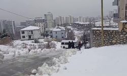 Malatya’da kar yağışı ve tipi: Öğrenciler yaya kaldı, bazı yollar kapandı