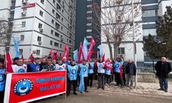 Türkiye Kamu-Sen’den Malatya Defterdarlığı önünde zam tepkisi
