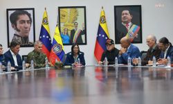 Venezuela Geçici Devlet Başkanı Rodriguez’den ABD’ye “İşbirliği” Çağrısı: 32 Kübalı Hayatını Kaybetti