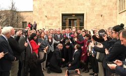 Murat Emir: “Cumhuriyet’in temellerine saldırı”