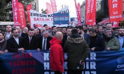 Özgür Çelik: “Yüzde doksan altı kâr eden varlıklar neden satılıyor”