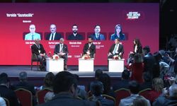 CHP’den Yerel Medya Buluşması: Enis Berberoğlu’ndan Irak Savaşı Anısı ve Gazetecilik Vurgusu