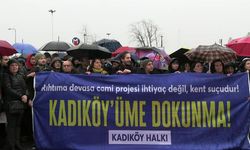 Kadıköylülerden Rıhtım’da "Cami" Nöbeti: "Bu Bir İhtiyaç Değil, Kent Suçudur!"