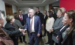 Ümit Özdağ: “Türkiye, İran’a karşı savaşa sürüklenmemeli”