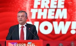 Özgür Özel Barselona’dan Dünyaya Seslendi: "Ekrem İmamoğlu’na Yapılan Bir İktidar Darbesidir!"