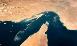 Hürmüz Boğazı'nda Sıcak Saatler: İran Botu Konteyner Gemisini Vurdu!