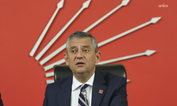 Özgür Özel Barselona’dan Dönüyor: Ataşehir’de "Adalet" Mitingi İçin Düğmeye Basıldı!