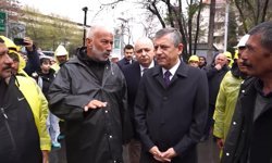 Özgür Özel’den Açlık Grevindeki Madencilere Bayram Ziyareti: "Siz Türkiye’nin Kutup Yıldızısınız!"