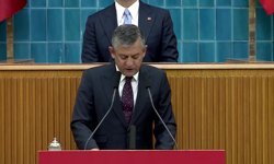 Özgür Özel’den AK Parti’ye "Hayırsız Evlat" Benzetmesi: "24 Yıllık Mirası Bir Yılda Faize Verdiler!"