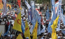 Malatya'da 1 Mayıs kutlaması: 'Daha kararlı, daha onurlu ve daha dirençliyiz''