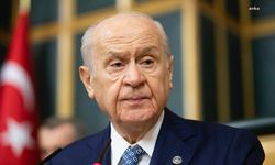 Bahçeli’den CHP’deki Kaosu Bitirecek Tarihi Çağrı: Kılıçdaroğlu ve Özgür Özel Bir Araya Gelip Ortak Formül Bulmalı!
