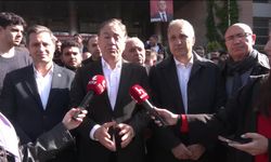 CHP Genel Merkezi Önünde Gece Yarısı Operasyonu
