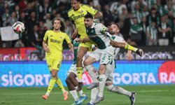 Fenerbahçe, Konyaspor'u deplasmanda 3-0 mağlup etti