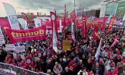 Kadıköy’de Tarihi 1 Mayıs Mitingi: "Bu Düzeni İşçiler Değiştirecek!"