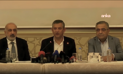 Özgür Özel Diyarbakır’da Konuştu: “Barışa Butlan Gelmesin Diye İrade Koymaya Geldik”