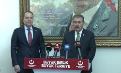 Ankara'da Siyaset Kazanını Kaynatan Zirve: Seçim ve Yeni Anayasa İçin Kritik Randevu!