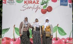Bir Dönem Tarihe Karışmıştı: Kuşadası'nda Muhteşem Kiraz Şenliği!