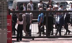 CHP'de deprem üstüne deprem: 833 imza teslim edildi, kurultay için gözler Genel Merkez'de!