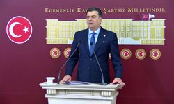 CHP'de "Milli Egemenlik" Muhtırası! Zeynel Emre'den Saray ve Butlan Ekibine Tarihi Rest