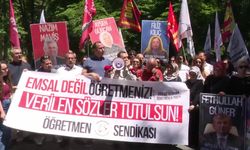 Hak arayan öğretmenlere Ankara'da sert müdahale: Kurtuluş Parkı barikatlarla kapatıldı!