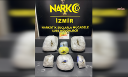 İzmir'de Narkotik Bariyeri: Durdurulan Araçtan Kilo Kilo Zehir Çıktı!