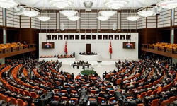 Meclis'ten Gece Yarısı Dev Torba Yasa Geçti: Emniyet, Basın ve Taksici Esnafı İçin Yeni Dönem Başlıyor!