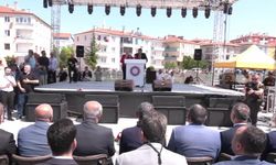 Özgür Özel’den Çorum’da tarihi rest: "Kumpaslarla saldırıyorlar, gerekirse baş vereceğim ama baş eğmeyeceğim!"
