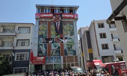 CHP Malatya İl Binasında Kriz: İlçe Başkanları ve Gençlik Kolları İçeri Alınmadı