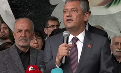 Özgür Özel’den Garip Dede Cemevi’nde Dikkat Çeken Sözler: “Baş Veririm Ama Baş Eğmem”