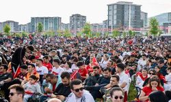 Malatya'da Sabah 07.00'de Dünya Kupası Çoşkusu! Dev Ekran Önünde Tarihi Kalabalık!