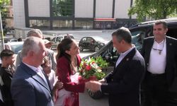 "Demirden Korkan Trene Binmez!" Özgür Özel'den Flaş Kurultay ve Mahkeme Hamlesi