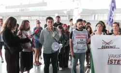 İstanbul Kongre Merkezi Önünde Eylem: Vakıf Üniversitelerindeki İşten Çıkarmalara Sert Tepki!