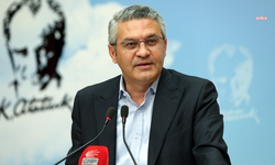 Oğuz Kaan Salıcı "Ortada Kabuğu Çatlayan Bir Nar Var, Bunun Adı Dağılmadır!"